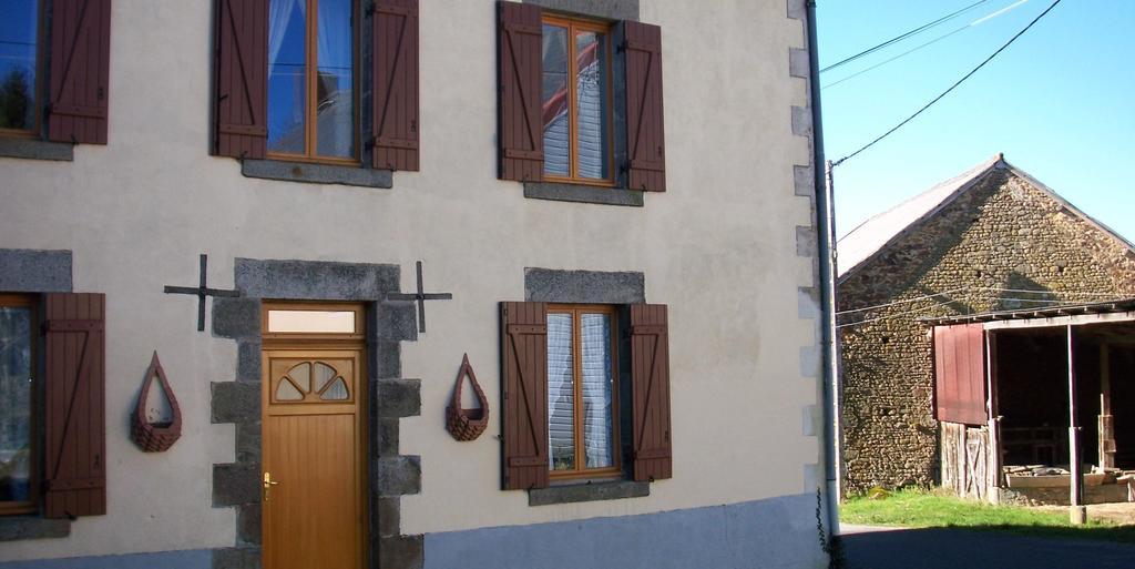 La Chataigne Doree Saint-Pierre-de-Fursac Exterior foto
